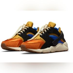 Nike Air Huarache Sneakers